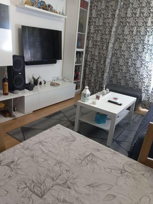 “Apartamento Moderno Y Acogedor Madrid Exterior foto